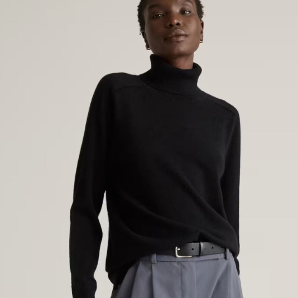 Quince Cashmere Turtleneck